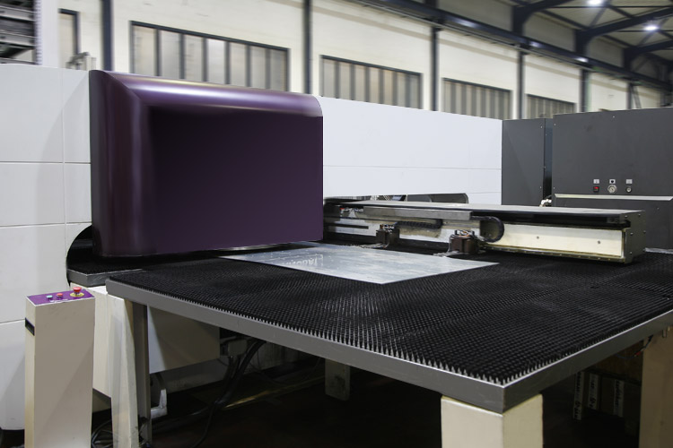 Punzonadora CNC